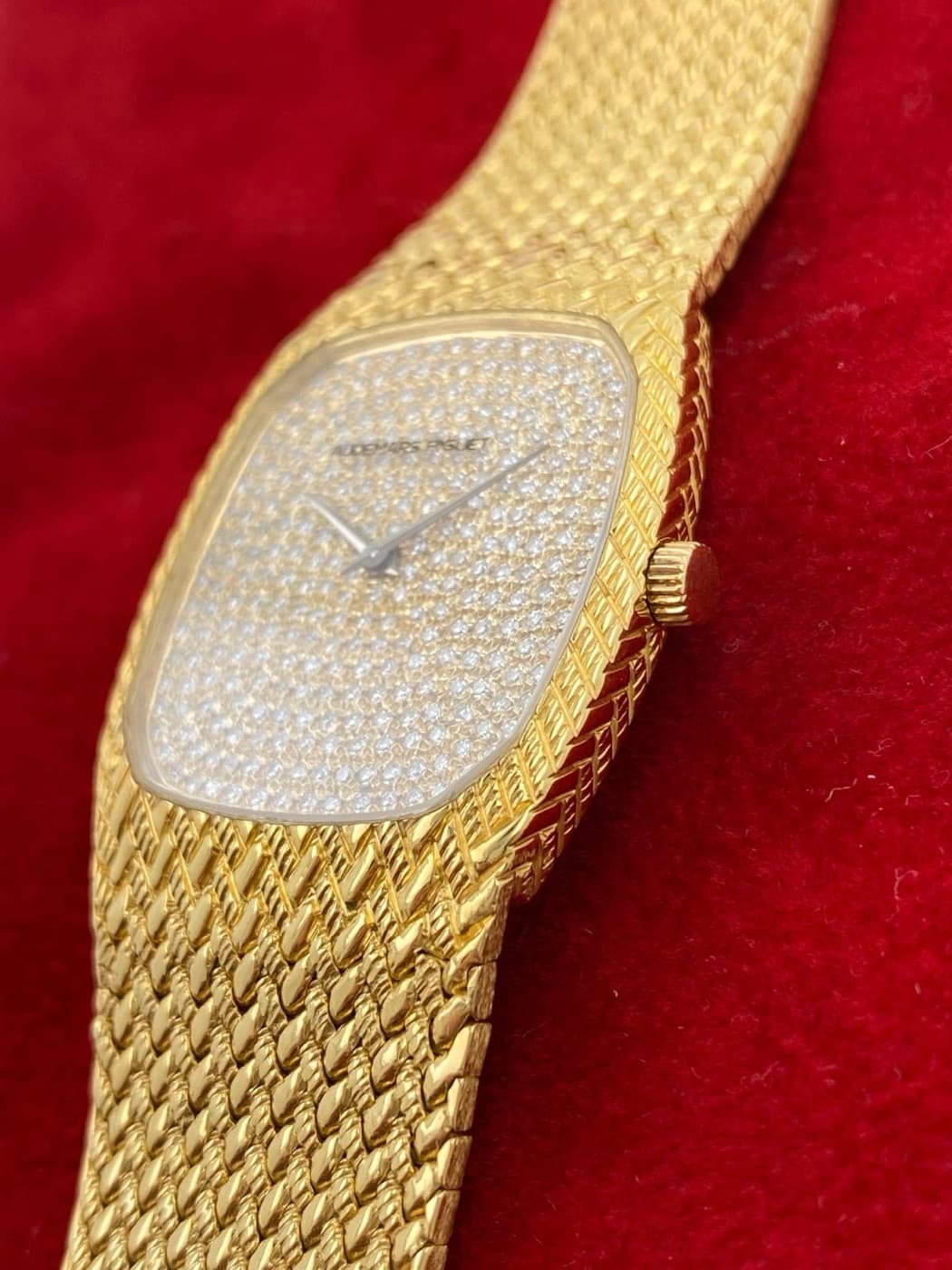 Audemars Piguet „Cobra“ (Gelbgold) – Ansicht 3